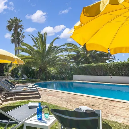 Casa Estrelas 5 Bedroom Private Pool Near Do Carvalho